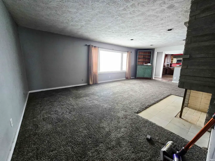 187 E 275 North, Reynolds, IN 47980 - Image #3