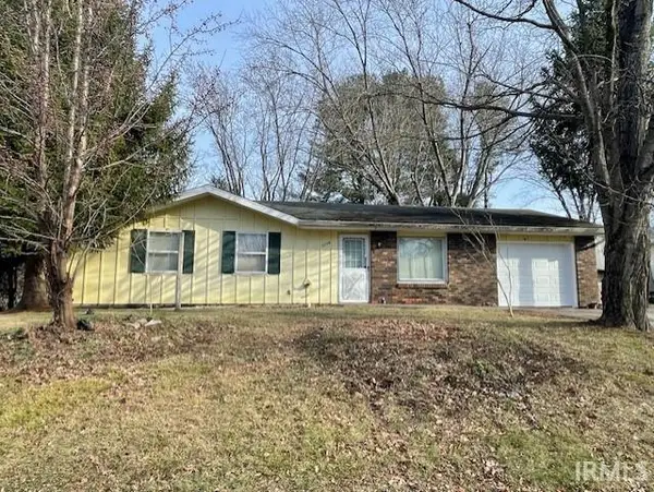 1719 S Seneca Street, Ellettsville, IN 47429
