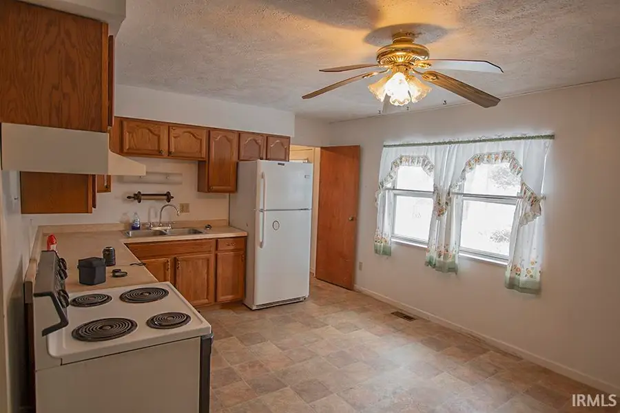 1719 S Seneca Street, Ellettsville, IN 47429 - Image #3