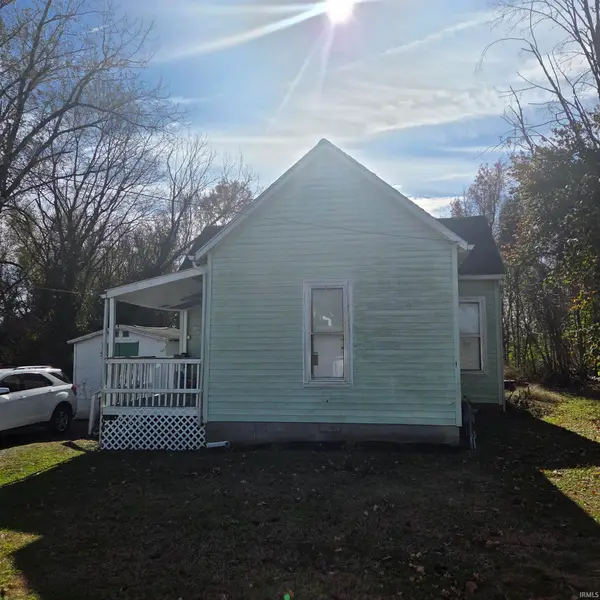 618 W Cherry Street, Boonville, IN 47601