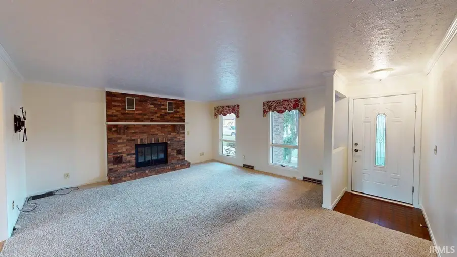 1138 Hochgesang Avenue, Jasper, IN 47546 - Image #2