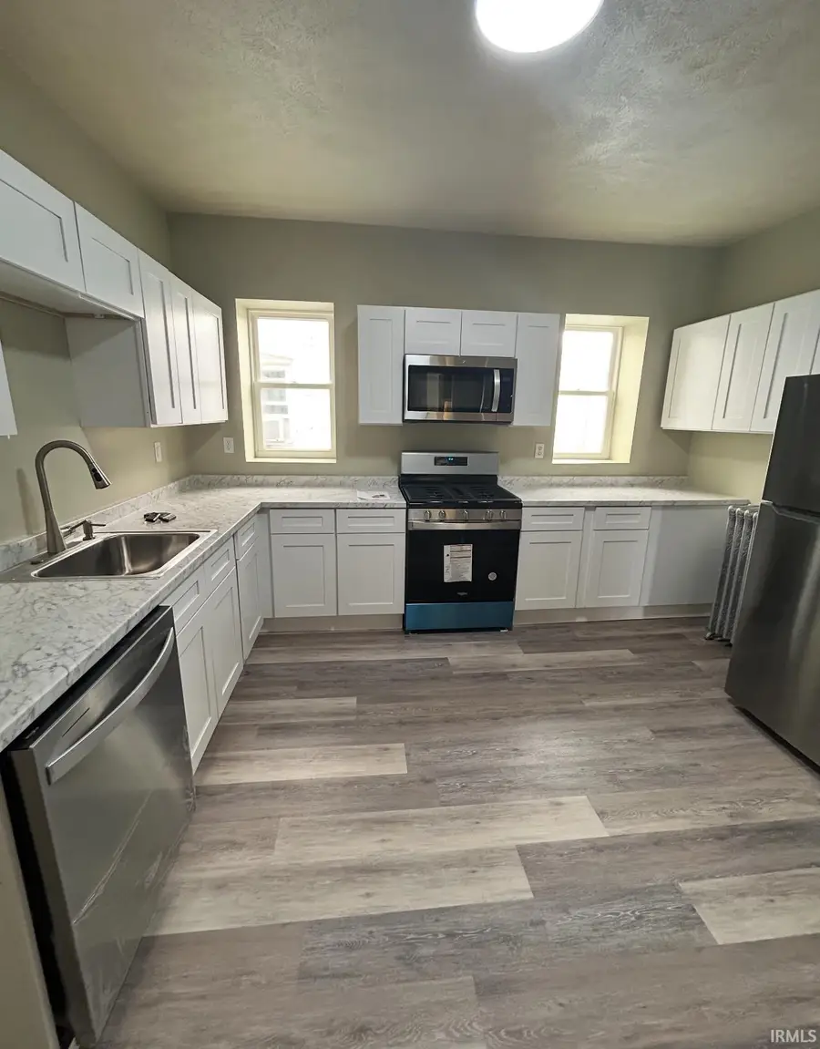 403 Lincoln Way, South Bend, IN 46601 - Image #2