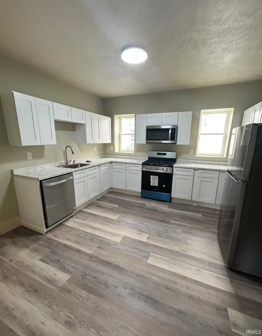 403 Lincoln Way, South Bend, IN 46601 - Image #3