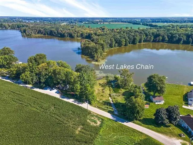 9094 N Steinbarger Lake Road, Wawaka, IN 46794 - Image #1