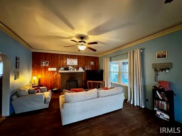 21 S Main Street, Rosedale, IN 47874 - Image #2