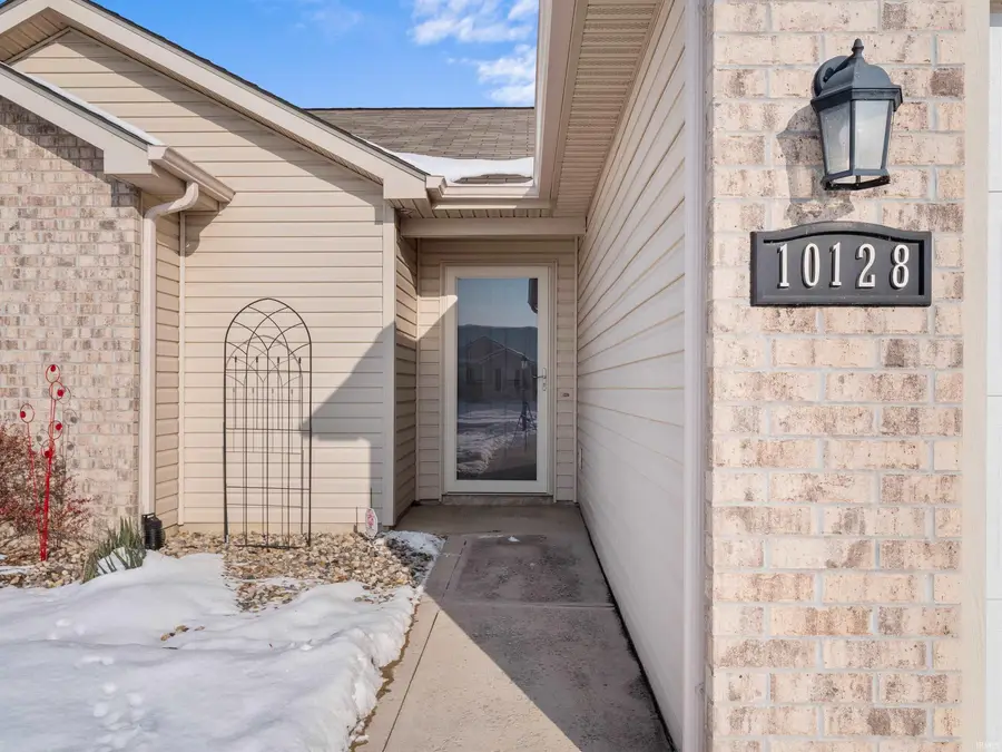 10128 Privet Drive, Fort Wayne, IN 46835 - Image #3