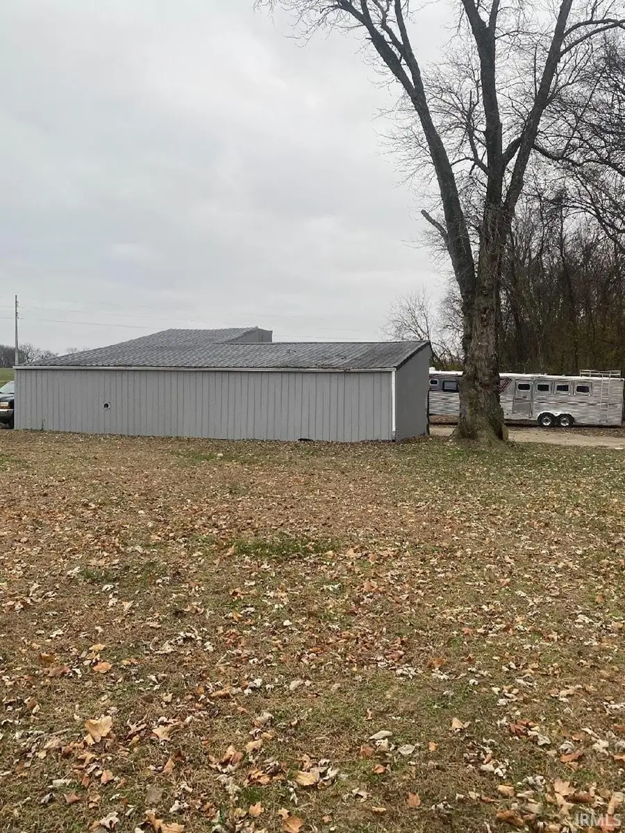 10489 W 750 S Road, Owensville, IN 47665 - Image #2