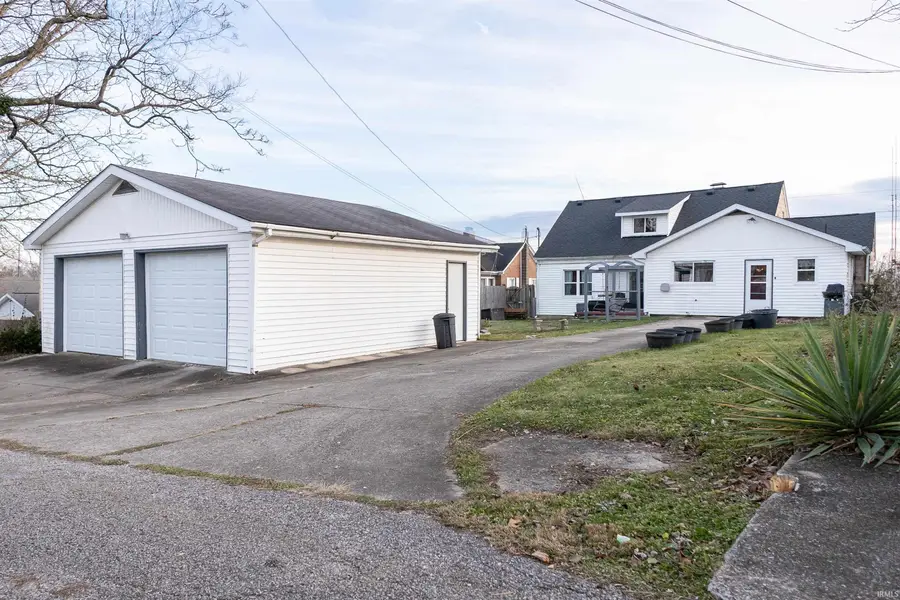 1419 22d Street, Bedford, IN 47421 - Image #2