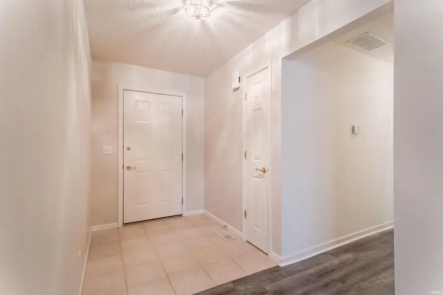 722 Strawberry Hill Road, Evansville, IN 47711 - Image #3