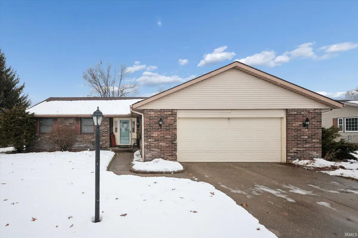 11665 S Strohm Drive, Mishawaka, IN 46545 - Image #1