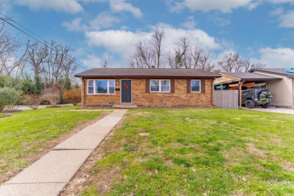 1000 N Fairlawn W Circle, Evansville, IN 47711 - Image #1