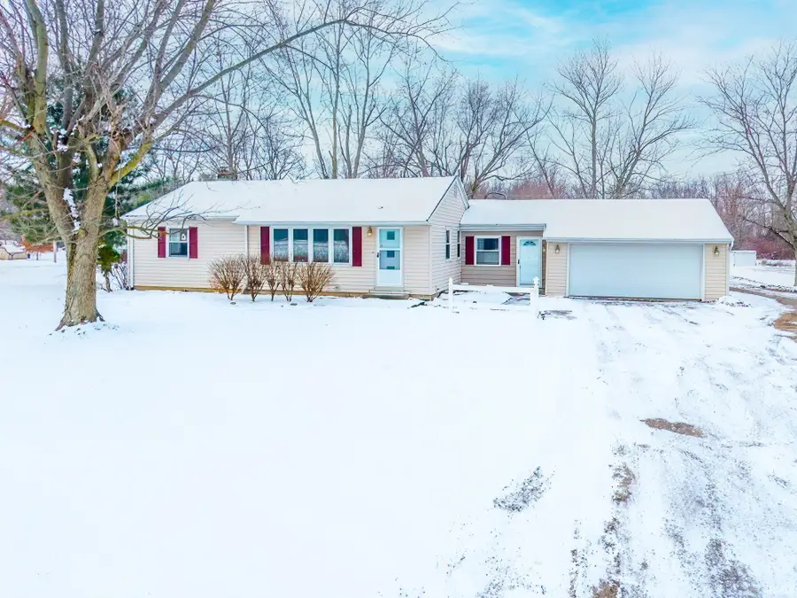 10630 Marion Center Road, Fort Wayne, IN 46816 - Image #2