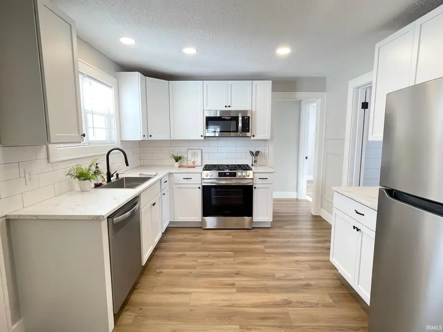 427 W 12th Street, Mishawaka, IN 46544 - Image #3