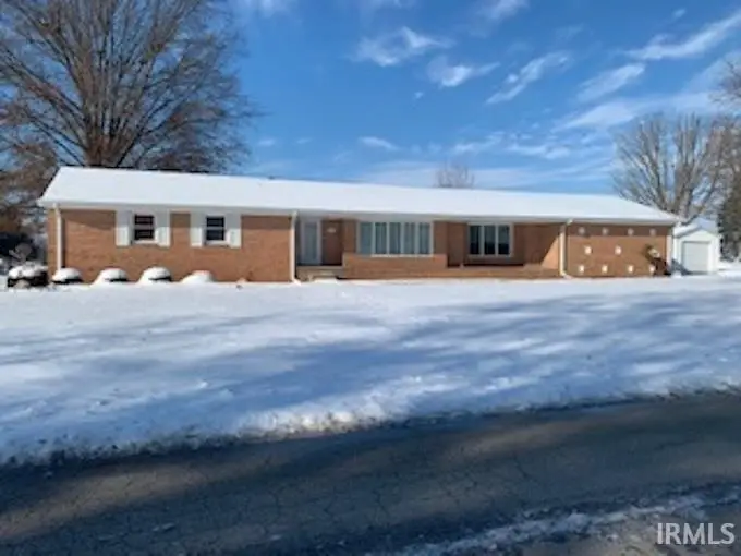 411 Dellwood Drive, Covington, IN 47932 - Image #1