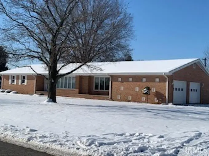 411 Dellwood Drive, Covington, IN 47932 - Image #3