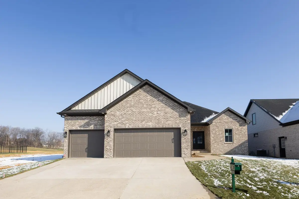 188001 Roscommon Road, Evansville, IN 47725 - Image #1