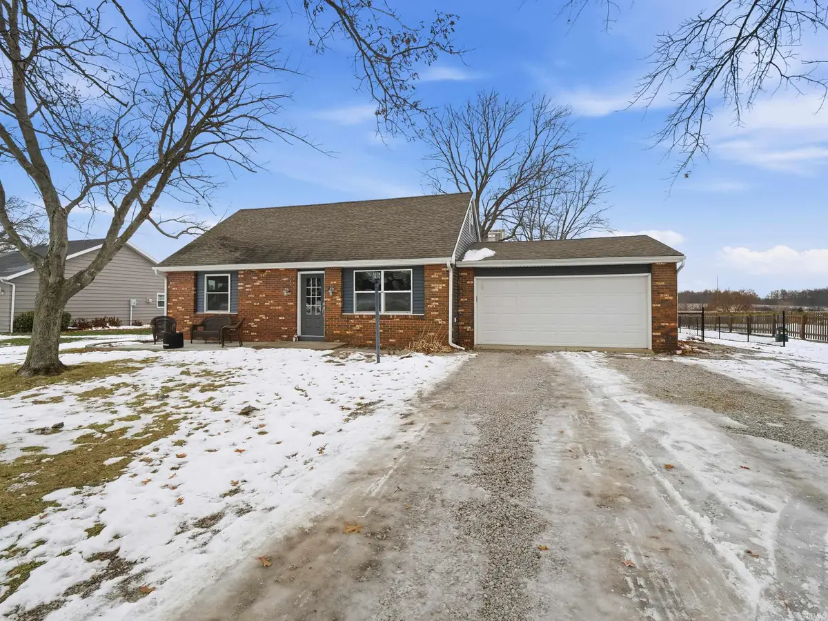 8003 Hosler Road, Leo, IN 46765 - Image #1