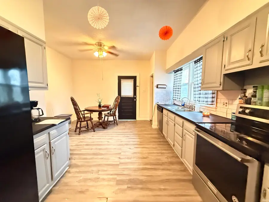 3955 Clover Drive, Newburgh, IN 47630 - Image #2