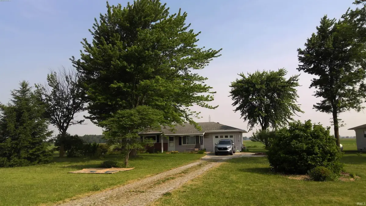 4610 W South County Line Road, Yoder, IN 46798 - Image #1
