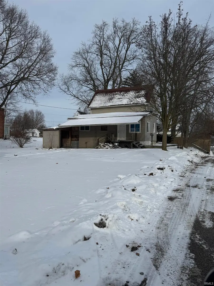 901 N Huntington Street, Syracuse, IN 46567 - Image #2