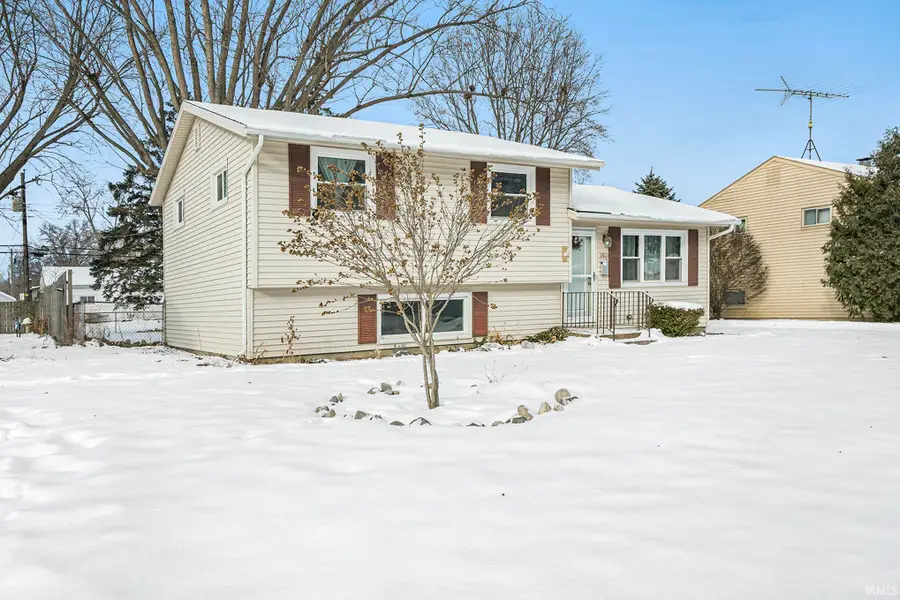 1801 Winston Drive, South Bend, IN 46635 - Image #3