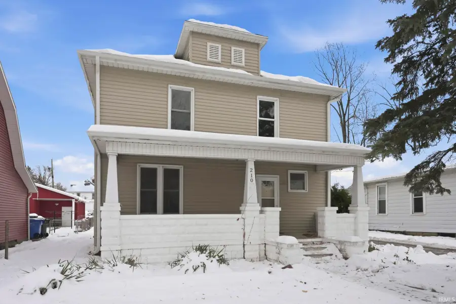 210 N Walnut Street, Columbia City, IN 46725 - Image #2