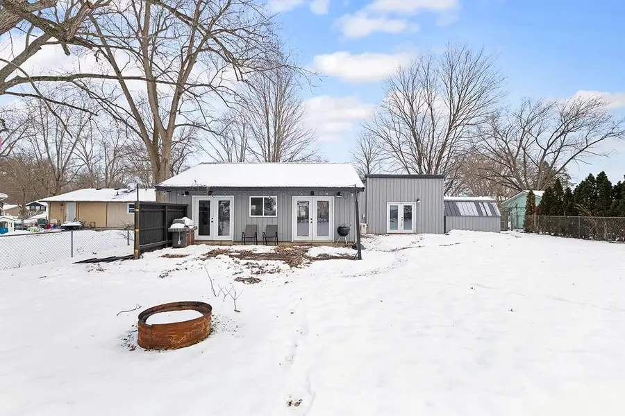 30372 N Meadow Brook Lane, Elkhart, IN 46514 - Image #3
