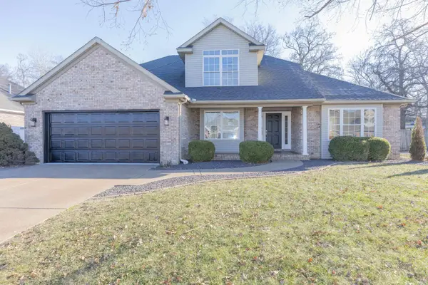 3466 Eastbrooke Court, Newburgh, IN 47630