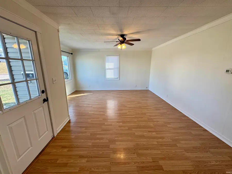 415 E Oak Street, Oakland City, IN 47660 - Image #3