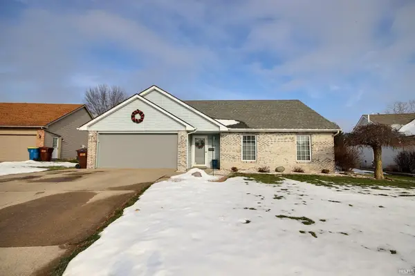 1404 Chestnut Court, Auburn, IN 46706