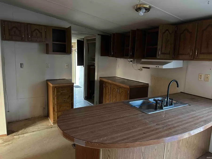 7685 N Cr 550 E, Grandview, IN 47615 - Image #2