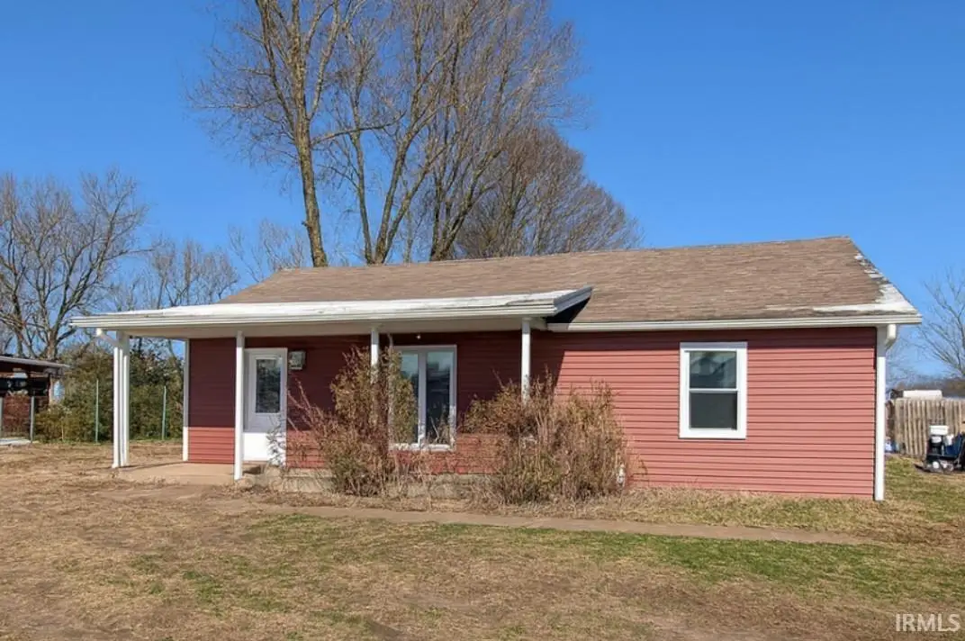 450 W Douglas Street, Martinsville, IN 46151 - #1