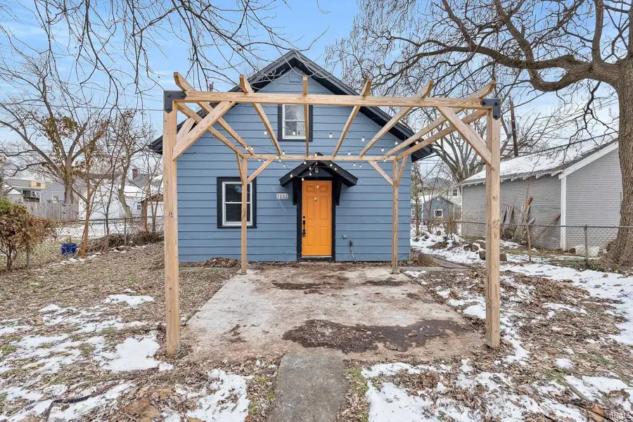 3802 Fairfield Avenue, Fort Wayne, IN 46807 - Image #2