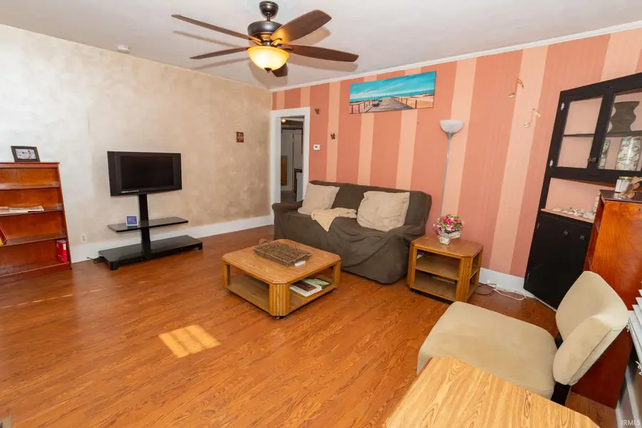 909 E Oakside Street, South Bend, IN 46614 - #3