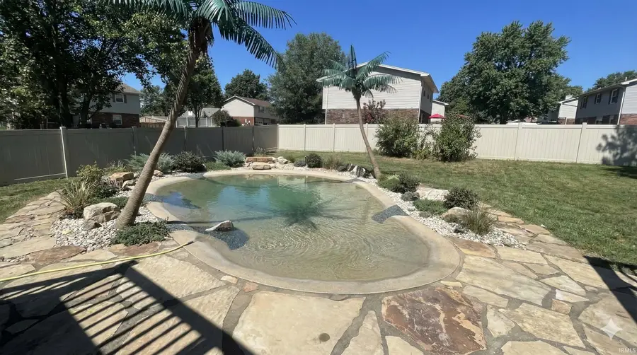 8188 Sycamore Drive, Newburgh, IN 47630 - #2