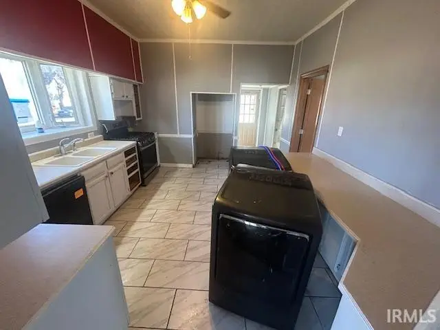 33 E Warren Street, Peru, IN 46970 - #3