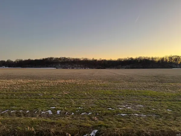 0 E 300 N, Francisco, IN 47649