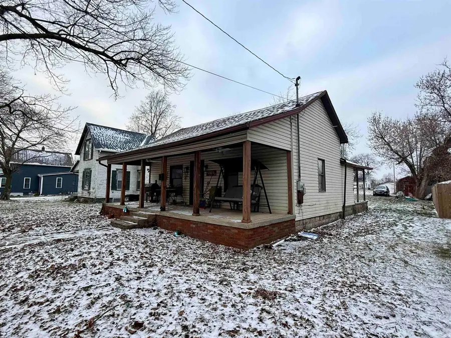 207 E Lisle Street, Kendallville, IN 46755 - #2
