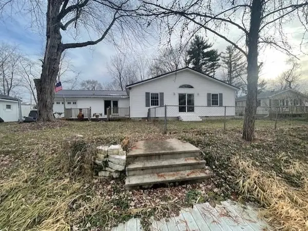 11975 E 565 N, Orland, IN 46776