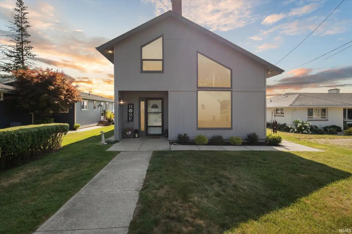 51174 North Shore Drive, Elkhart, IN 46514 - Image #1