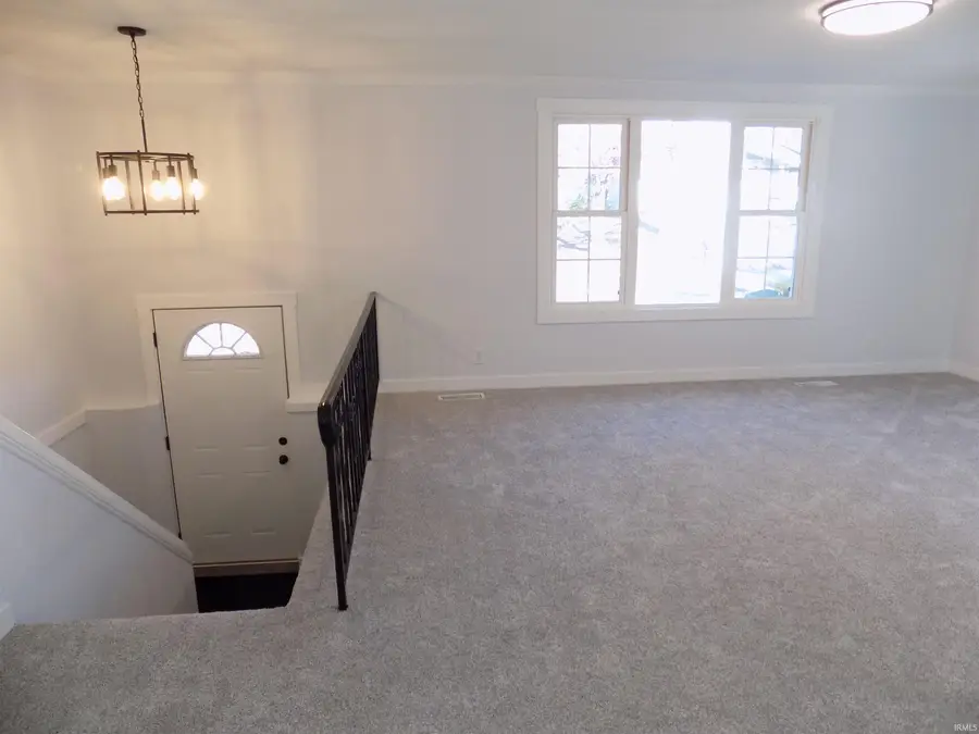 27038 Killian Lane, Elkhart, IN 46514 - Image #2