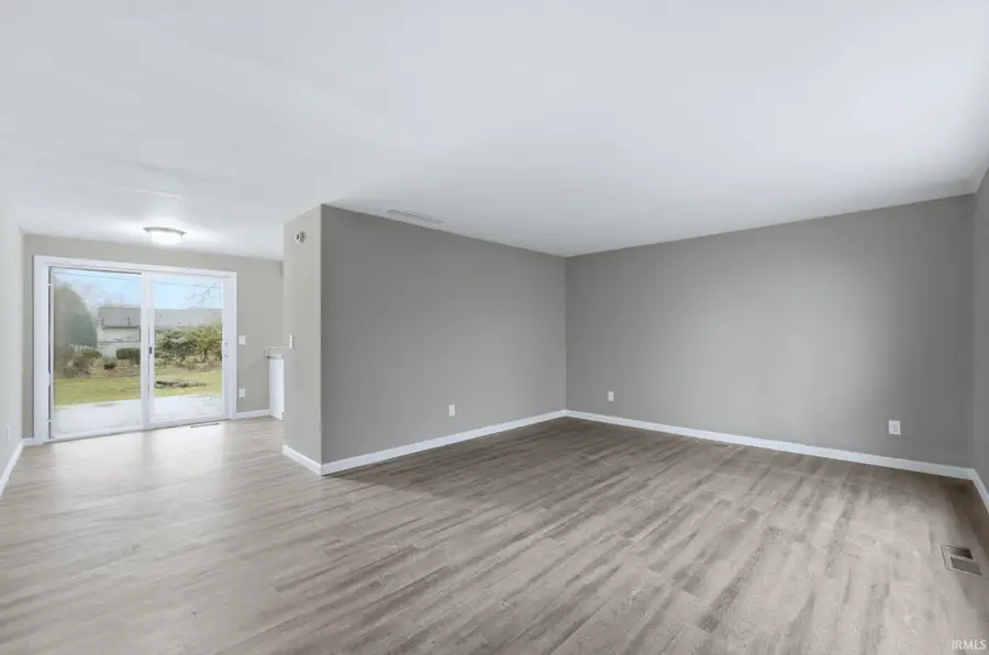 348 W Tyland Boulevard, New Haven, IN 46774 - Image #3