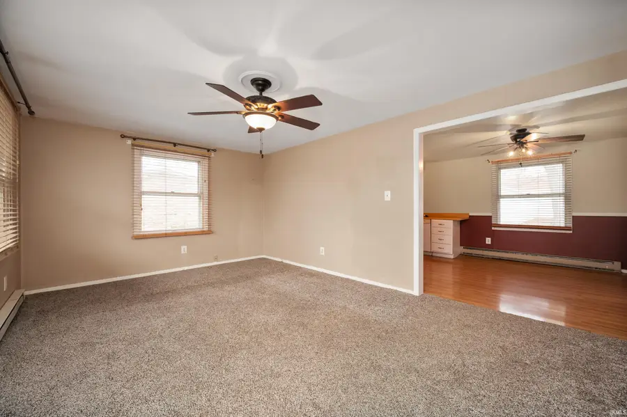 806 E Hall Street, Greentown, IN 46936 - Image #2