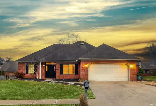 3800 Canterbury Court, Newburgh, IN 47630