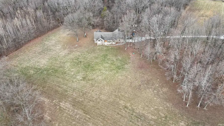 2577 E 600 S, Huntingburg, IN 47542 - Image #2