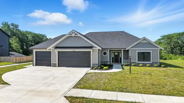 1265 Switchfoot Drive, Huntertown, IN 46748