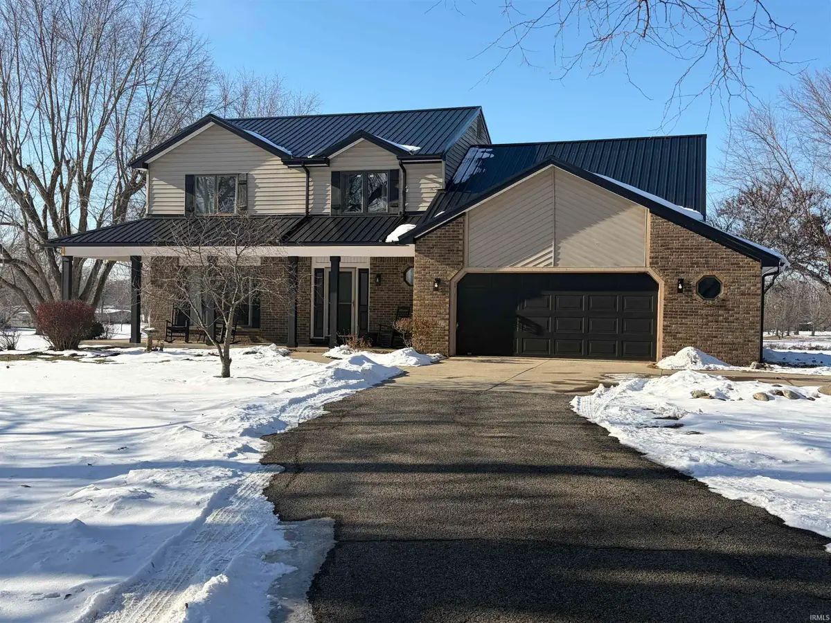 10501 N B Drive, Kendallville, IN 46755 - Image #1