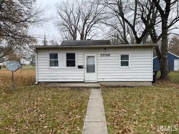3709 South Park Drive, Fort Wayne, IN 46806