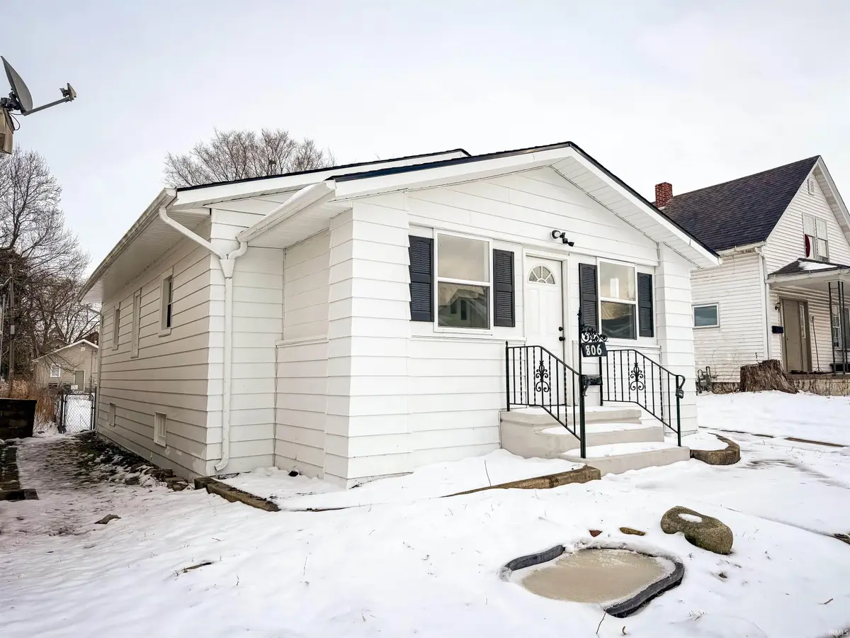 806 S 27th Street, South Bend, IN 46615 - #1