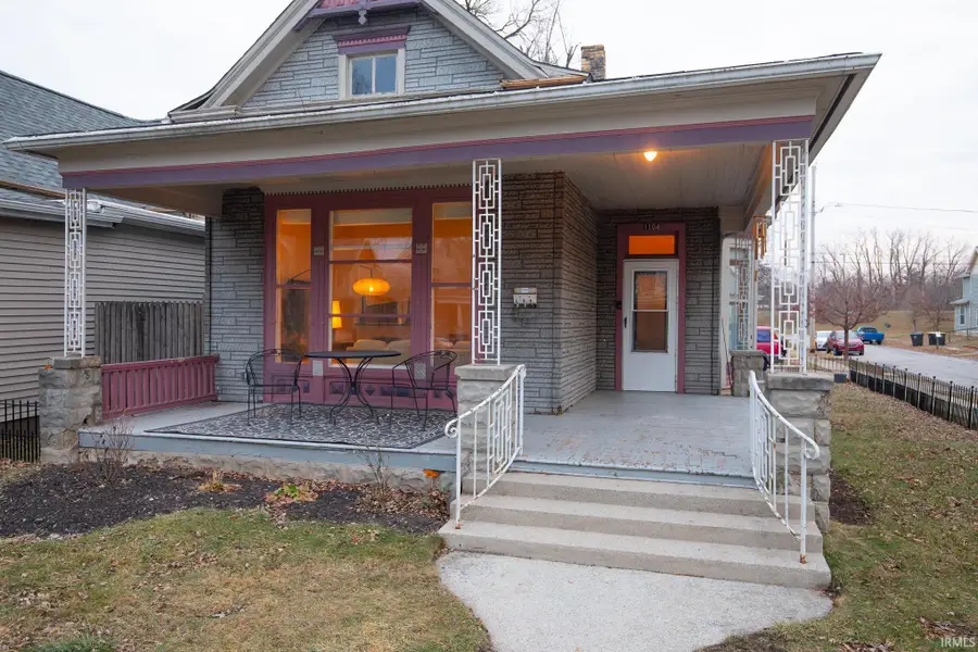 1104 Columbia Avenue, Fort Wayne, IN 46805 - Image #2